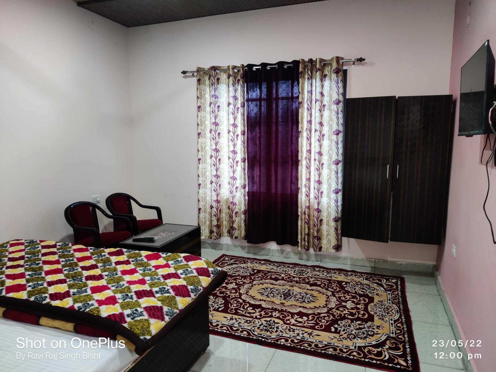 Hotel O Mohani Inn And Banquet Kausani Exteriér fotografie